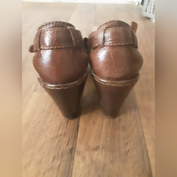 Born Cut-out Leather Mary Jane Heels 9 - Picture 3 of 5